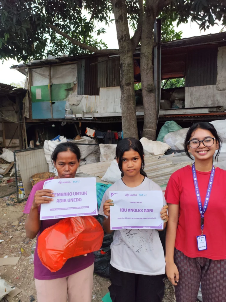 Program Charity di Lapak Pemulung Pondok Aren